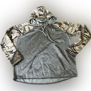 XL Under Armour hoodie